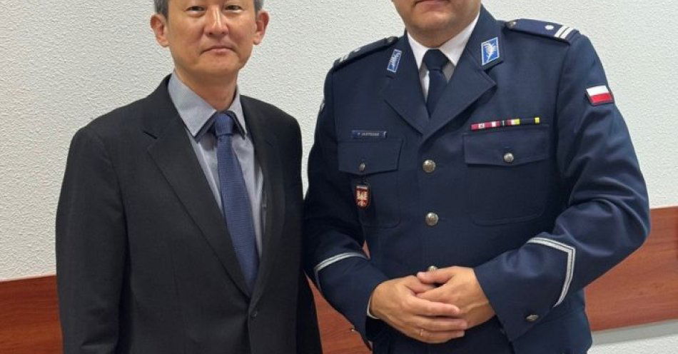 zdjęcie: Wicekonsul Korei Południowej odwiedził Komendę Policji w Krakowie / fot. KMP w Krakowie