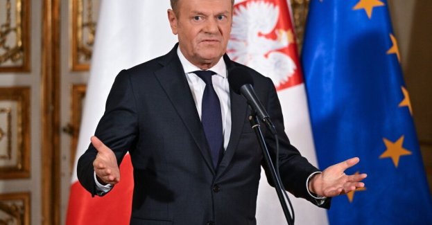 Tusk zaprasza na wielki marsz patriotów 11 maja w Warszawie, w samo południe