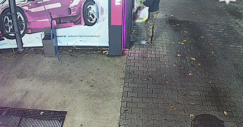zdjęcie: Ujawniono zdjęcia mężczyzn po kradzieży w myjni / fot. KMP w Rudzie Śląskiej