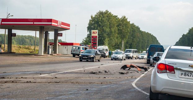 Wypadek na Kamiennej w Rumi – czołowe zderzenie dwóch samochodów