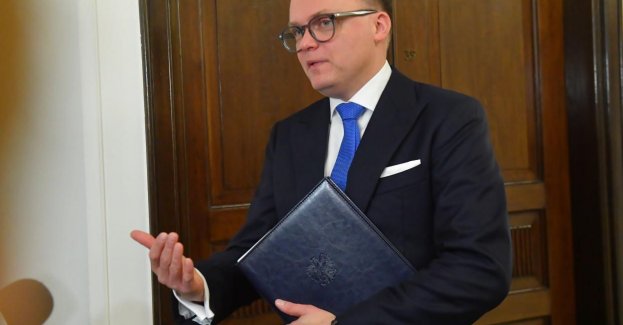 Marszałek Sejmu wydał postanowienia w sprawie stwierdzenia wygaśnięcia mandatów M. Kamińskiego i M. Wąsika