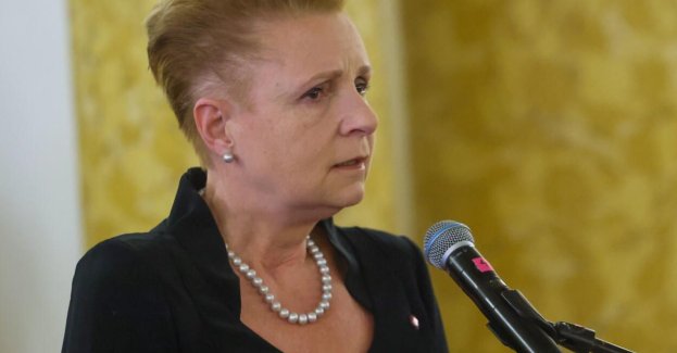 Zakupy za poprzedniego dyrektora robiono "bez trzymanki", bez pytania o cenę