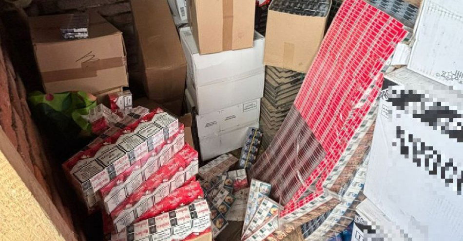 zdjęcie: 367 tys. papierosów bez akcyzy zabezpieczone w Bogatyni / fot. KPP w Zgorzelcu
