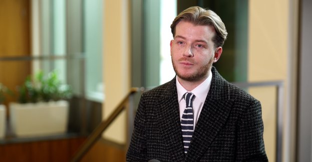 Sztuczna inteligencja potęguje zagrożenia informacyjne. Coraz częściej bywa jednak wykorzystywana w walce z takimi zjawiskami