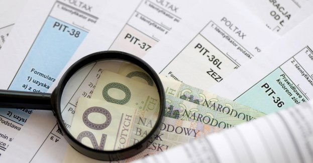 Wystawili 4 tys. faktur na 80 mln zł; pięć osób zatrzymanych