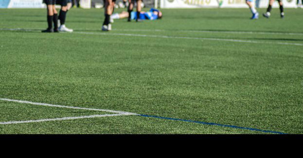 Superliga hokeistów na trawie - weteran Mikuła zapewnił zwycięstwo Grunwaldowi