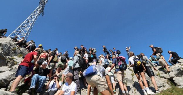Tatry z rekordową frekwencją; w sierpniu odwiedziło je ponad milion turystów