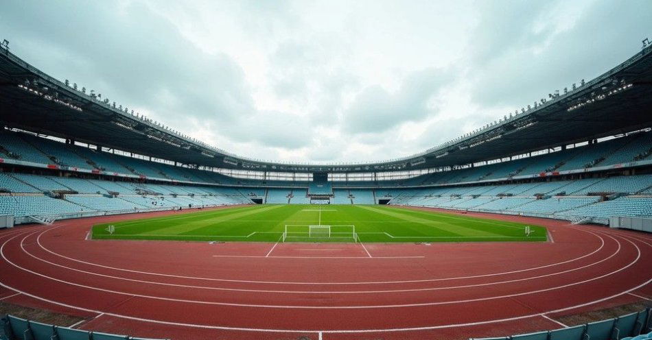 zdjęcie: Sieradz: sportowe serce Łódzkiego / Stadion sportowy w polskim mieście, widok na boisko /TMAI