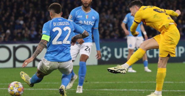 Piłkarska LM - gol Lewandowskiego, remis Barcelony w Neapolu