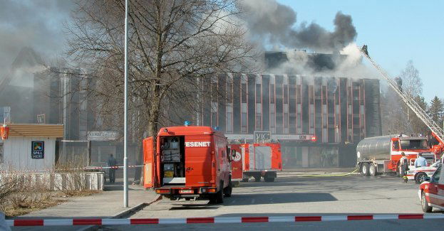 Pożar hali produkcyjnej w Skórzewie