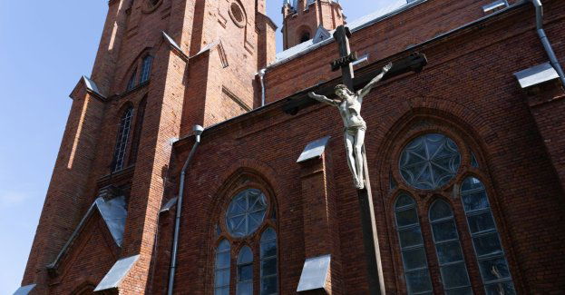 Archidiecezja pożegna papieża Franciszka uroczystymi Mszami w katedrze