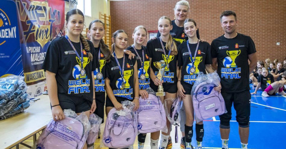 zdjęcie: Blisko 350 siatkarzy i siatkarek z całej Polski zagra w Warszawie o Puchar Małgorzaty Glinki / fot. Glinka Academy