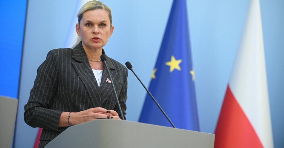 zdjęcie: Nowacka: w kwestii edukacji zdrowotnej jestem gotowa na kompromisy / Warszawa, 08.10.2025.Minister edukacji Barbara Nowacka na konferencji prasowej, po posiedzeniu rządu w KPRM w Warszawie, 8 bm. (aldg) PAP/Marcin Obara