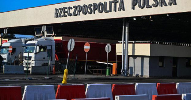 Kierowca ciężarówki, który zmarł na granicy ukraińsko-polskiej w kolejce do odprawy, to 38-letni Ukrainiec