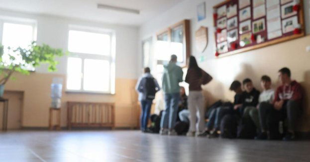 Wojewoda dolnośląska powoła zespół do przeciwdziałania mowie nienawiści i przemocy w szkołach