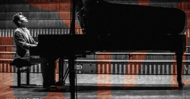 Recital Mateusza Krzyżowskiego