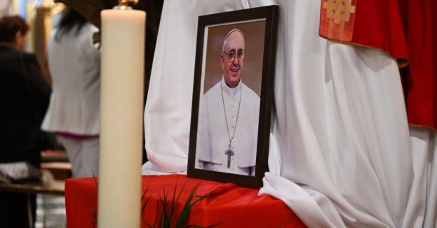 W sobotę żałoba narodowa zarządzona przez prezydenta w związku z pogrzebem papieża Franciszka
