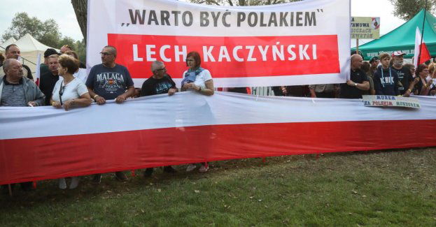 W Mielniku rozpoczęła się akcja "Łańcuch poparcia" w geście solidarności ze służbami mundurowymi