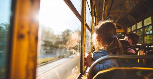 Szkolne autobusy z usterkami, kierowcy bez uprawnień - wyniki kontroli