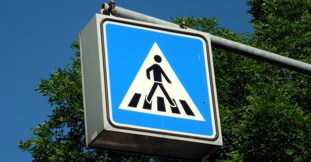 Potrącenie na przejściu dla pieszych w Miętnem