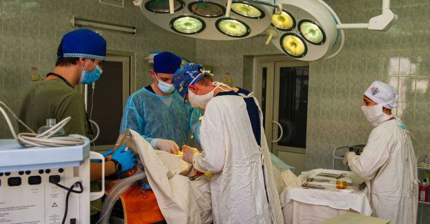 Gliwiccy specjaliści przeprowadzili skomplikowany przeszczep kości ramiennej