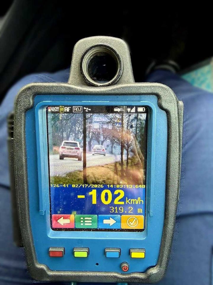 zdjęcie: 102 km/h w Trzcińsku-Zdroju. Straciła prawo jazdy / fot. KPP w Gryfinie