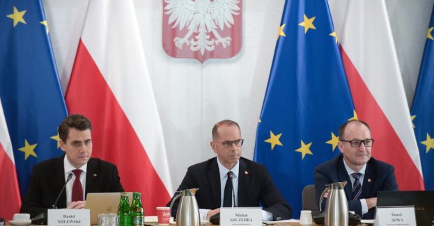 Komisja ds. afery wizowej przyjrzy się pośrednictwu wizowemu w Indiach