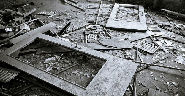 Zawaliła się ściana pustostanu w Piotrkowie Trybunalskim – nie ma poszkodowanych