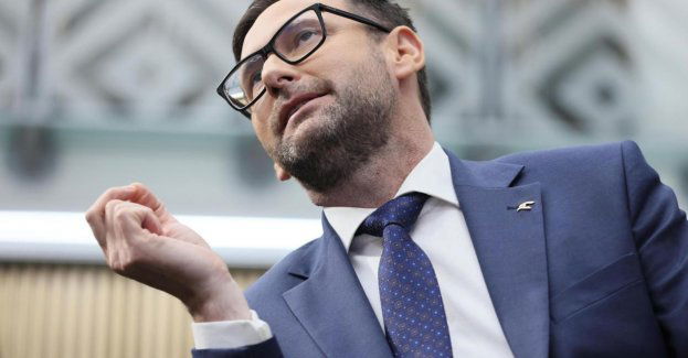 Mój pełnomocnik jest w kontakcie z prokuraturą i komisją śledczą; czekam na wyznaczenie nowego terminu