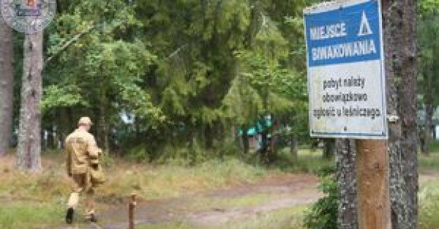 Na obozie życie płynie pod czujnym okiem służb mundurowych