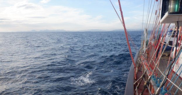 Pogoria zacumowała w Genui