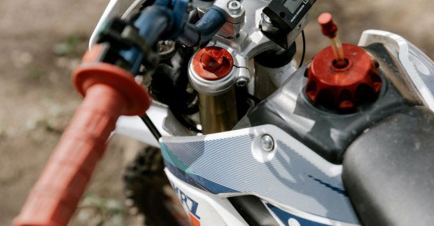 Wsiadł na motocykl mimo sądowego zakazu. Był nietrzeźwy