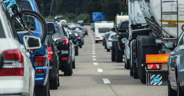 Przed Świeckiem na A2 utrzymuje się korek na jezdni w kierunku granicy