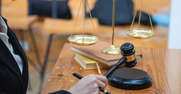 Rektor Politechniki Częstochowskiej prawomocnie uznany za kłamcę lustracyjnego