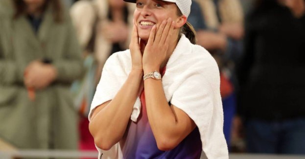 Wimbledon - Świątek faworytką bukmacherów, wysokie notowania Hurkacza