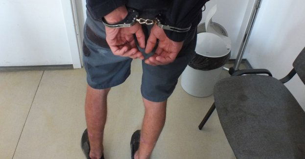 Okazał funkcjonariuszom podrobione prawo jazdy – teraz odpowie przed sądem