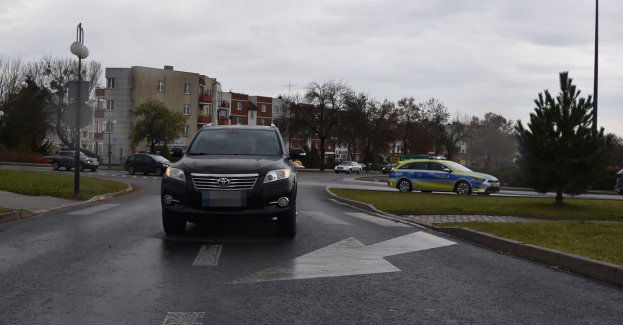 Potrącenie 17 latka na przejściu w Chełmie Apel o ostrożność