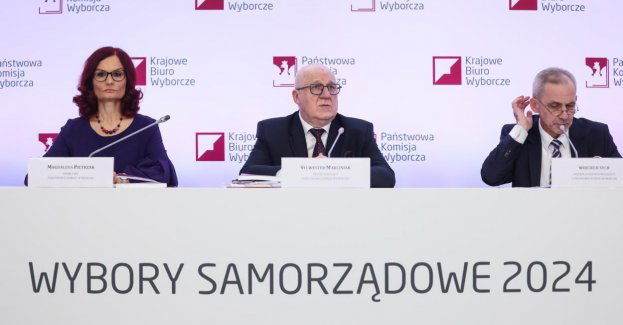 Frekwencja w wyborach samorządowych bliska 52 proc.; zbiorcze wyniki wyborów - być może w poniedziałek o godz. 12