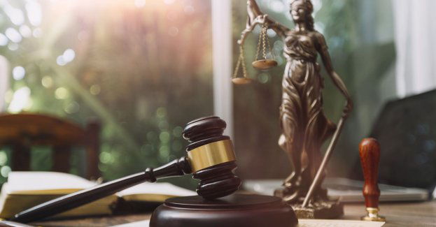 15 lat więzienia za pobicie matki