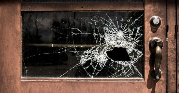 14-latek usłyszał zarzut ws. dewastacji szkoły w Wałbrzychu