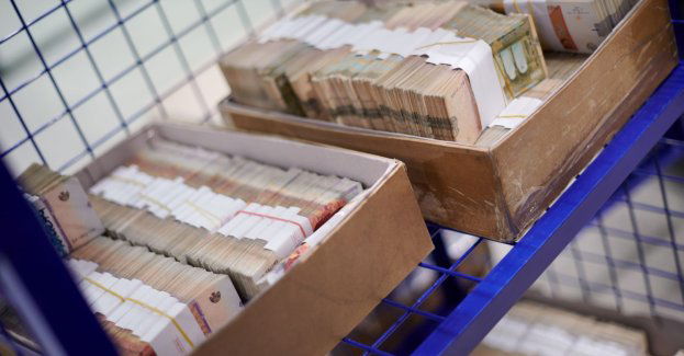 KAS i CBZC zatrzymały 9 osób podejrzanych o zorganizowanie piramidy finansowej