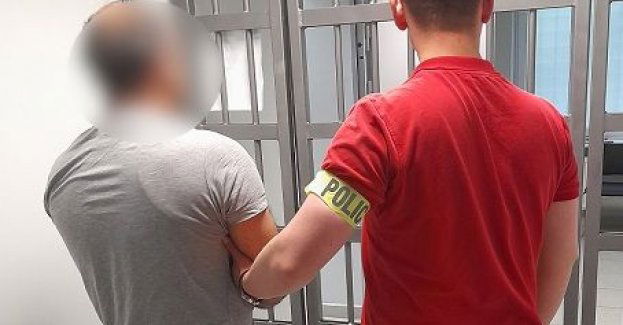 Używał cudzej karty bankowej - usłyszał 7 zarzutów od policjantów