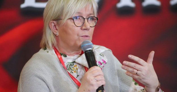 Wyrok TK ws. aborcji nie zdelegalizował możliwości jej dokonania w Polsce