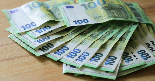 Spadło poparcie dla wprowadzenia euro w Polsce