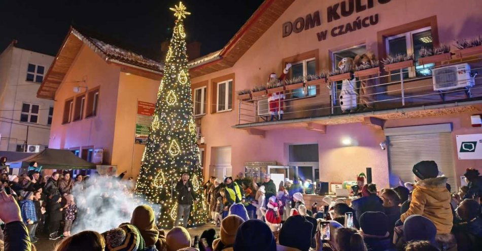 zdjęcie: Świeć Przykładem odblaski ratują życie w Porąbce i Kobiernicach / fot. KMP w Bielsku-Białej