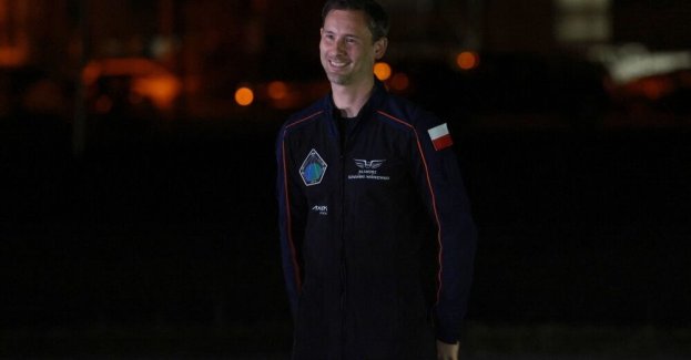 Polski astronauta cztery razy połączy się na żywo z uczestnikami spotkań w czterech miastach