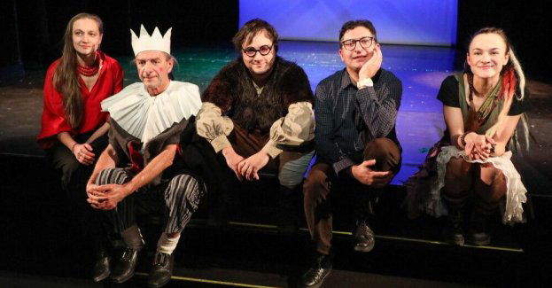 Spektakl "Amelka, Bóbr i Król na dachu" - najnowsza propozycja Białostockiego Teatru Lalek.