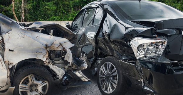 Śmiertelny wypadek na A2 pod Strykowem; 66-letnia kobieta jechała autostradą pod prąd