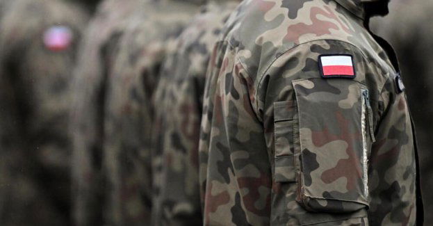 Projekt rozporządzenia: w 2026 r. przewiduje się powołanie do 13,5 tys. osób do zawodowej służby wojskowej