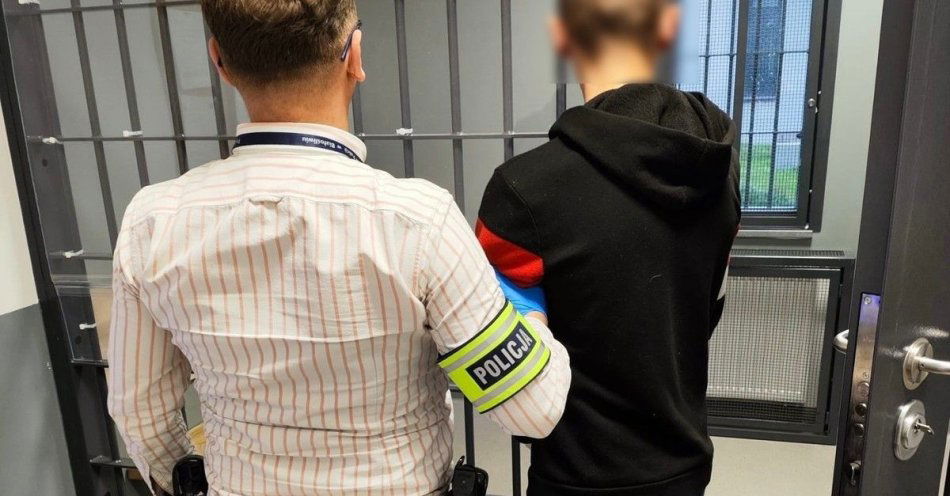 zdjęcie: Zabrali skarbonę z kościoła. Dwaj mężczyźni zatrzymani / fot. KPP Piła